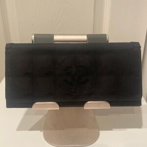 CHANEL LONG TRAVEL WALLET LAMBSKIN INTERIOR